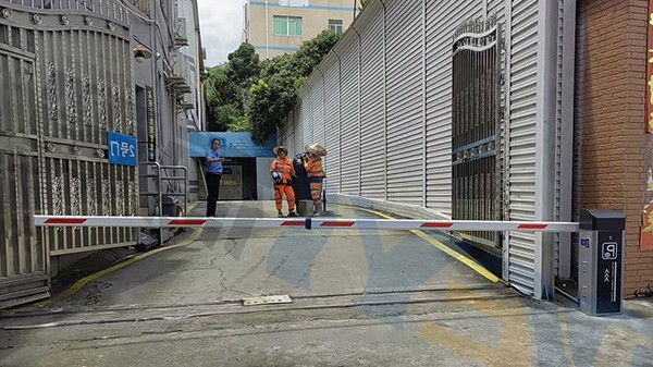 工厂直杆道闸